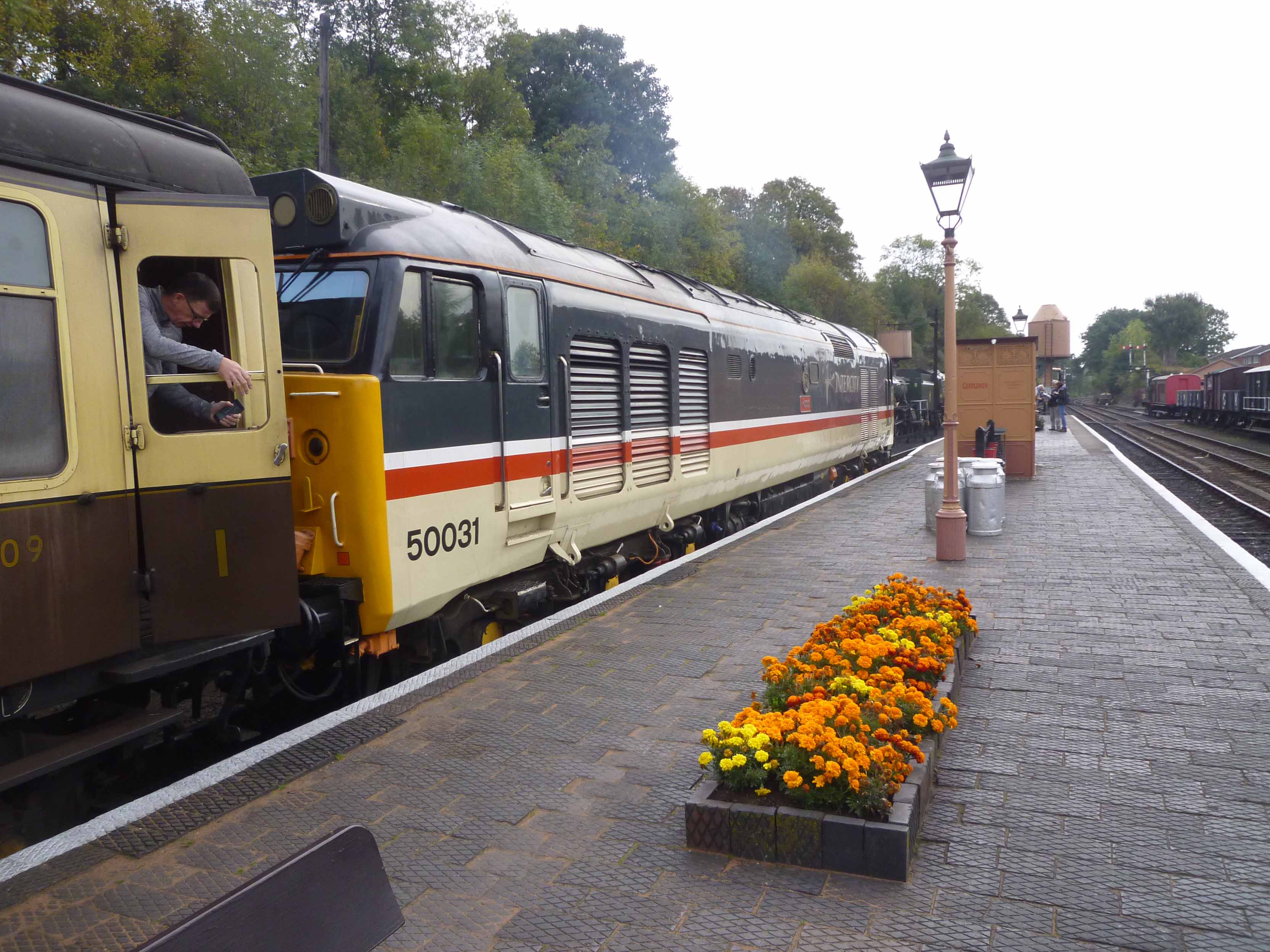 50031 HOOD BEWDLEY | Stafford Railway Circle